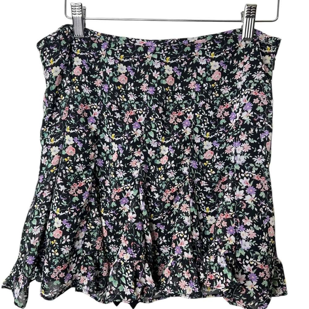 Etiquette Floral Flouncy Skort Women’s Size Medium